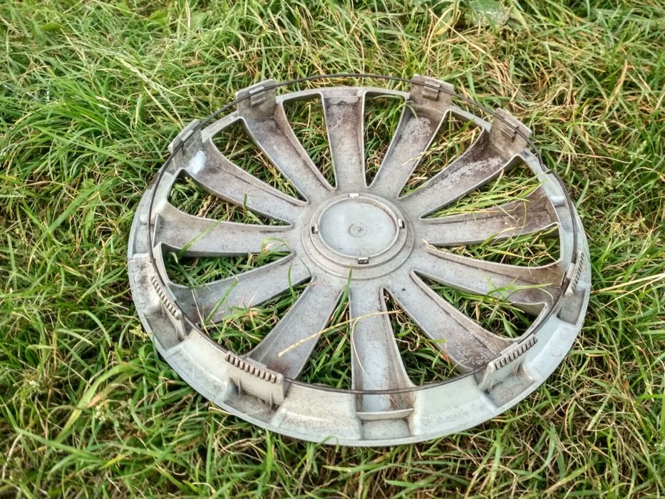 Продам ковпак на диск 15