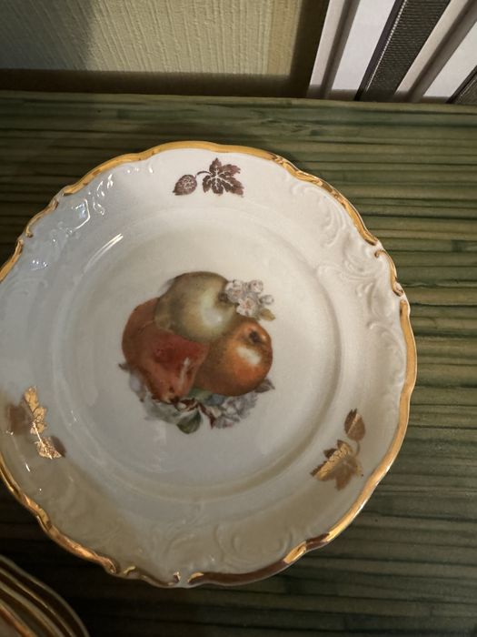 Винтажные тарелки с фруктами (6 шт) — фарфор, золотая отделка