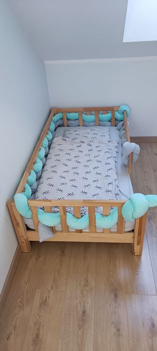 Łóżko dziecięce drewniane 160x80 plus materac