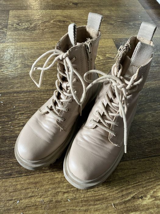 Ботинки Zara. 35-36р сапожки чоботи