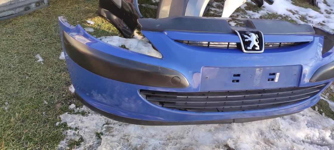 Бампер передній peugeot 307