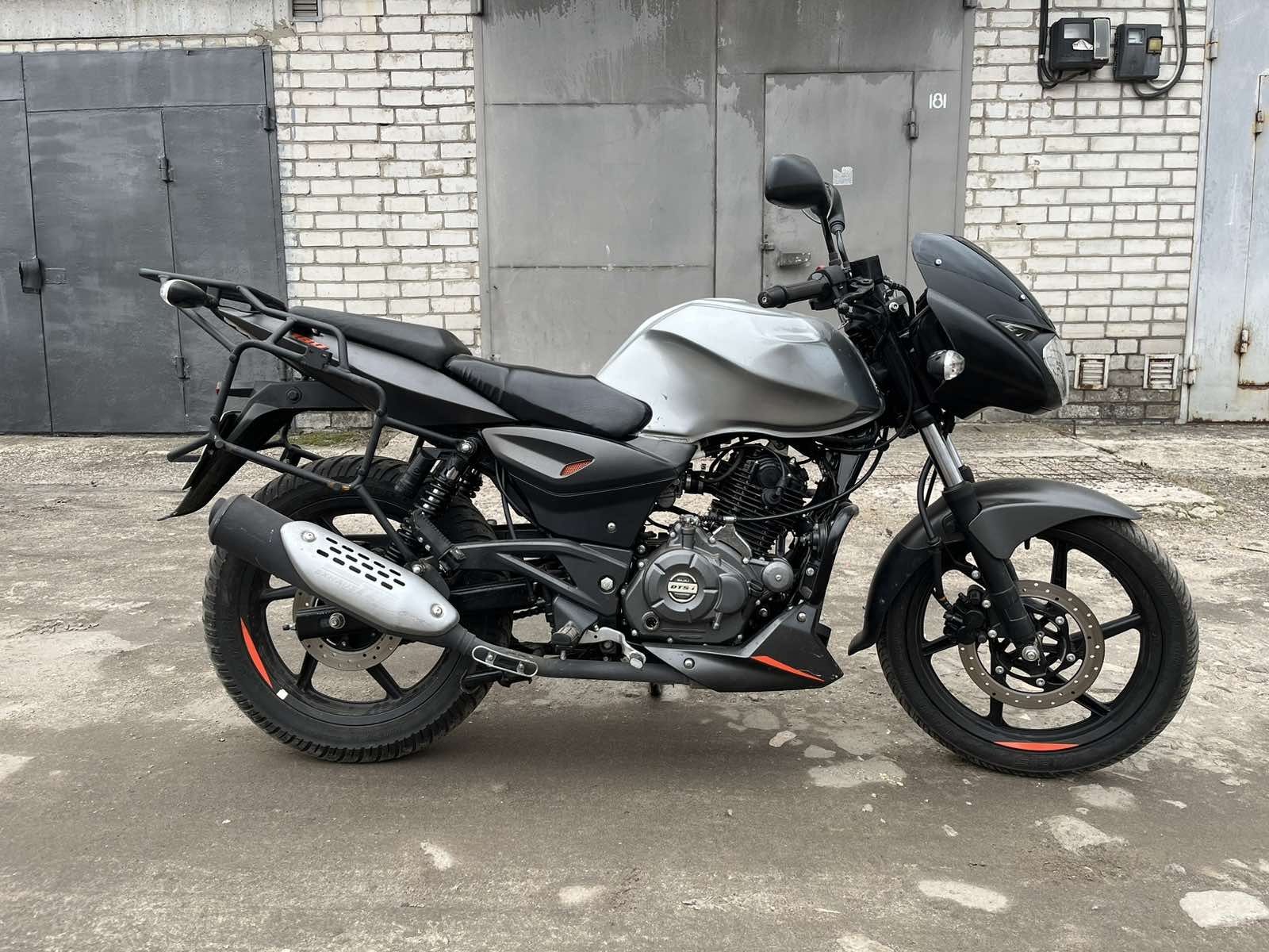 Bajaj pulsar 180