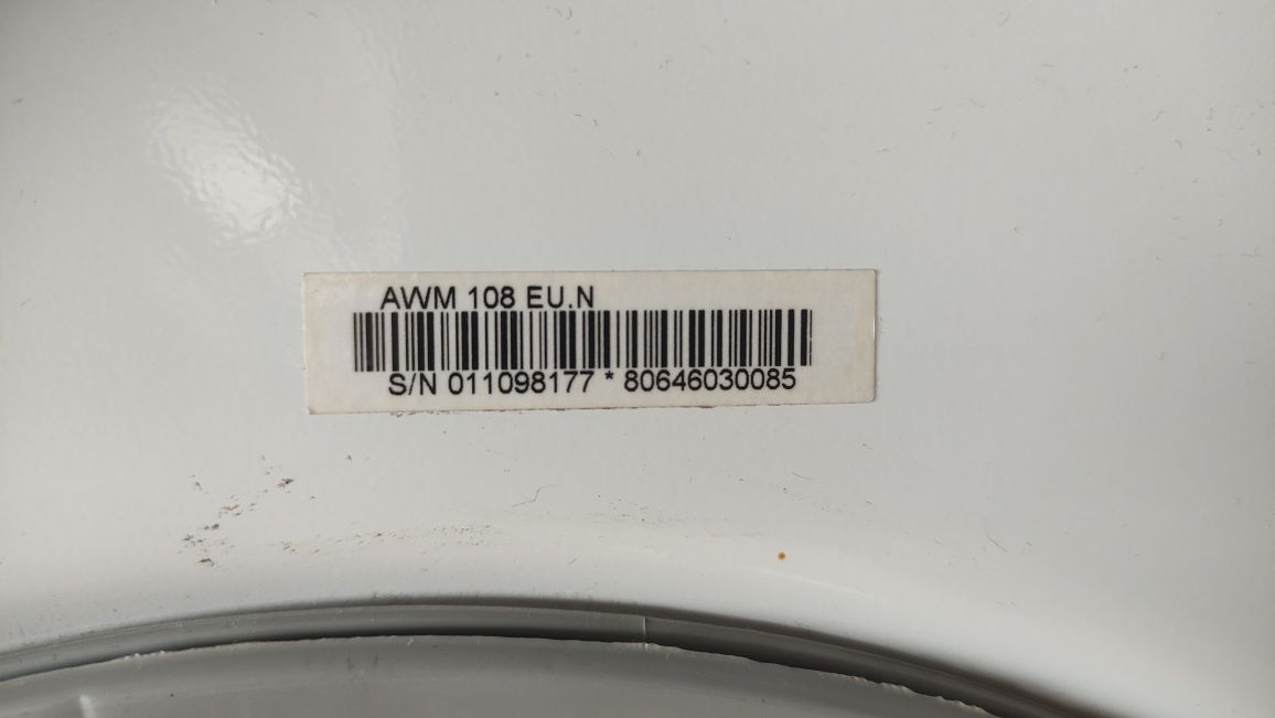 Máquina Hotpoint AWM108 (ver descrição)