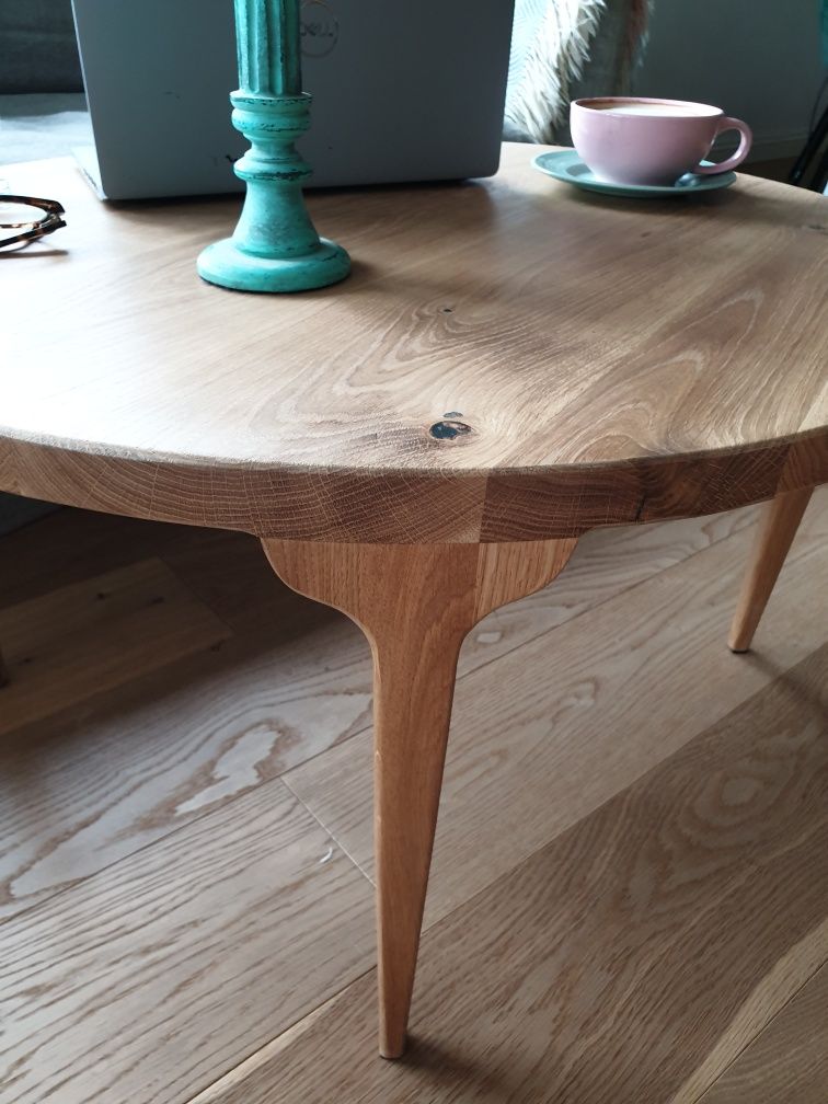 Stolik kawowy z litego dębu-ręcznie robiony, nowoczesny design