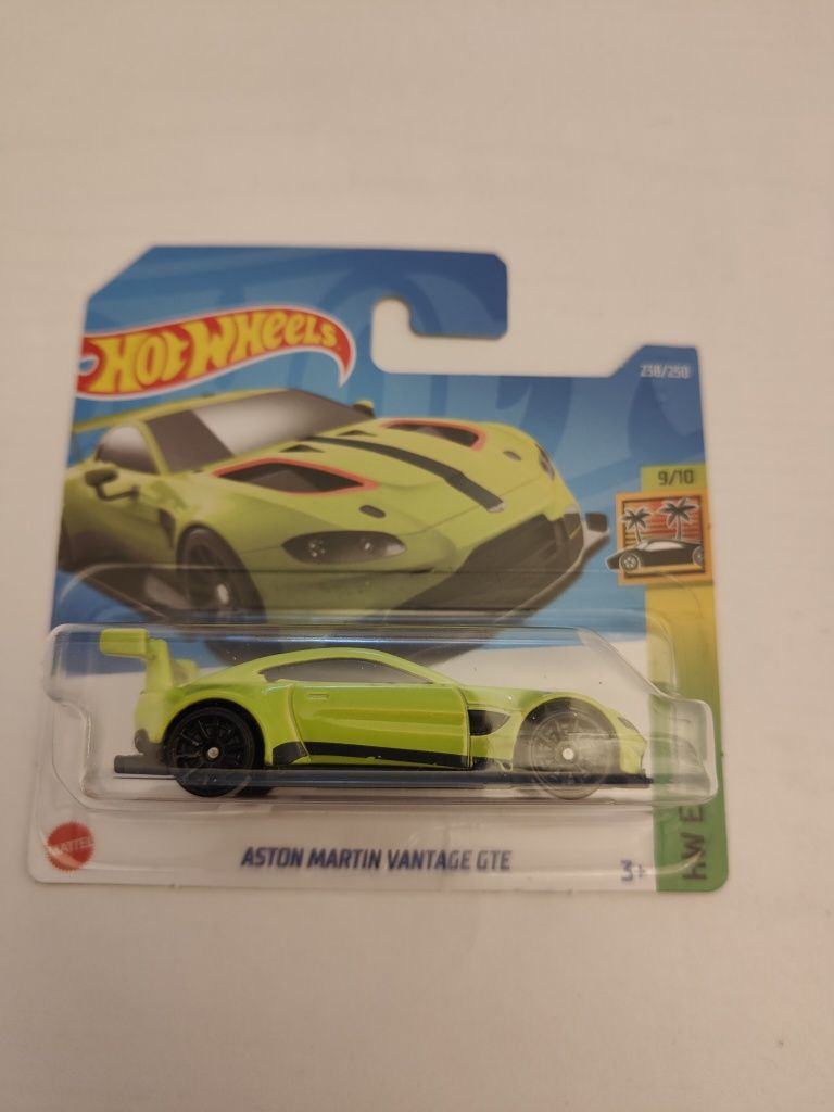 Model hot wheels Aston Martin vantage gte