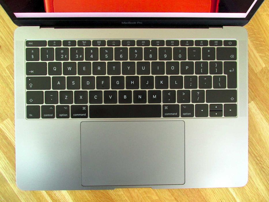 MacBook Pro 13" i5 16GB 250GB SSD laptop notebook apple (08)