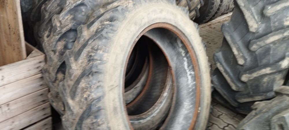 Opony radialne 12.4r32 opona 320/85r32