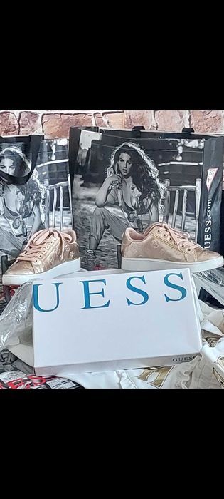 Sneakersy damskie Marki Guess