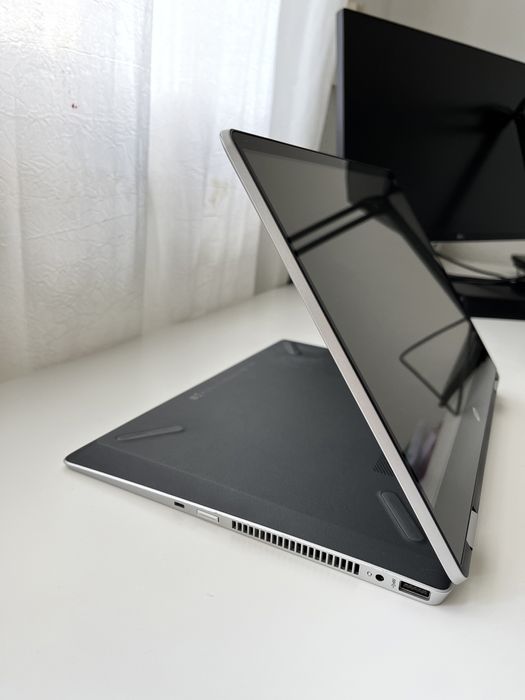 HP PAVILION ×360| Intel Core i3-10110U | 256 GB | 8GB