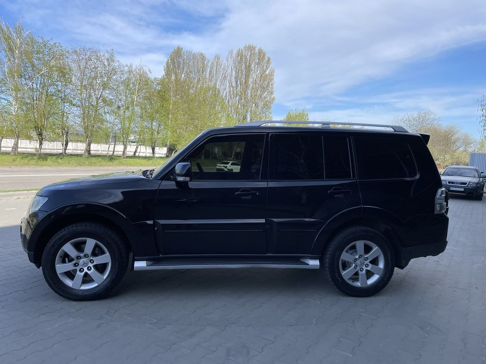 Mitsubishi Pajero Wagon ROCKFORD 3,8 газ/бенз