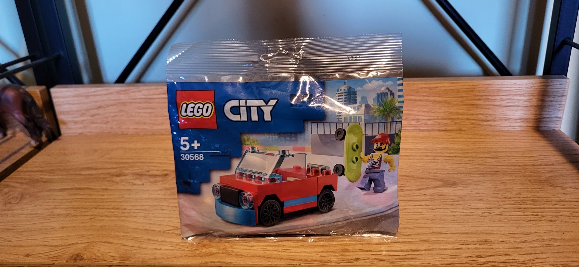 Lego City 30568 Deskorolkarz saszetka z klockami