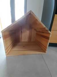 drewniany domek dla psa