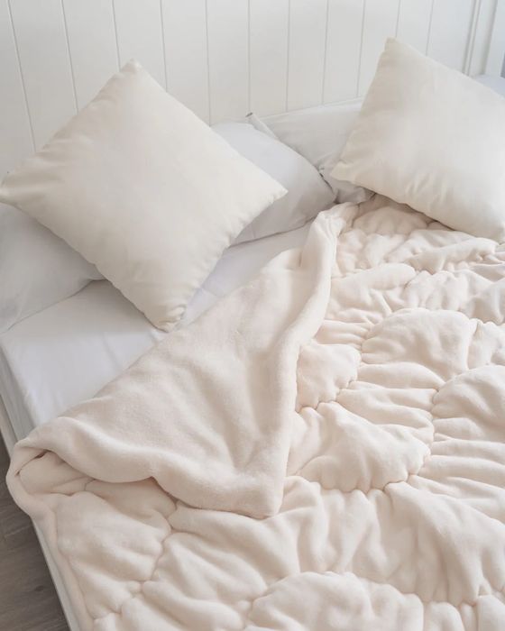 Manta Harriet Flamingueo Bege – Acolchoada