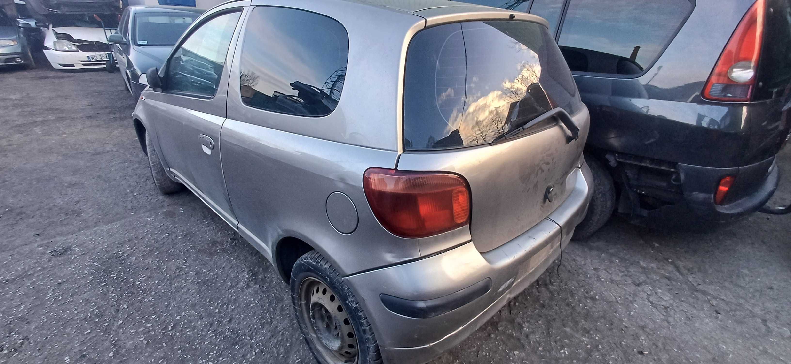 2002 Toyota Yaris I 1.4 D4D 75KM 1ND-TV kolor 1D2 Silnik części