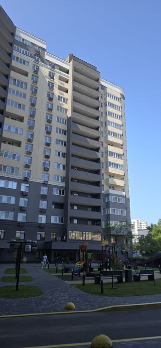 Срочно!  Без  комісії.  Борисо - Глібський  1 заселений,    однокімнат