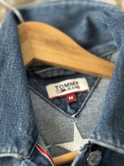Джинсовая куртка tommy hilfiger