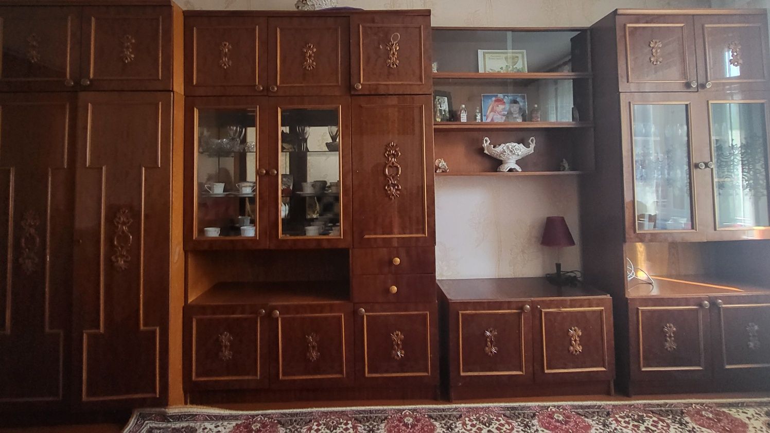 Стінка в хрошому стані