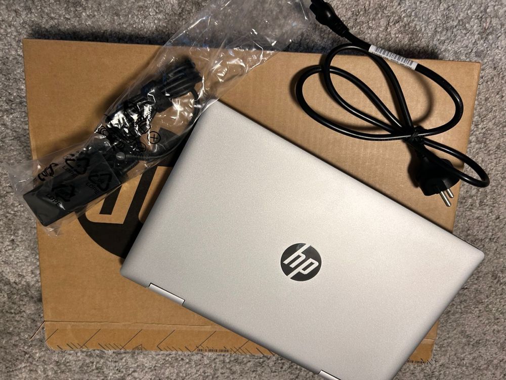 Ноутбук HP Pavilion x360 14-ek 8/512GB Silber