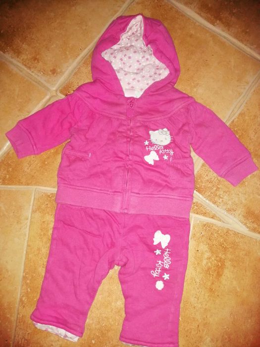 Dres 62 Hello Kitty bluza spodnie ocieplany