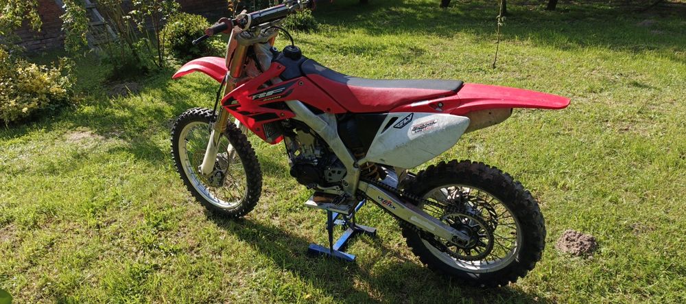 Honda crf 2005 05r
