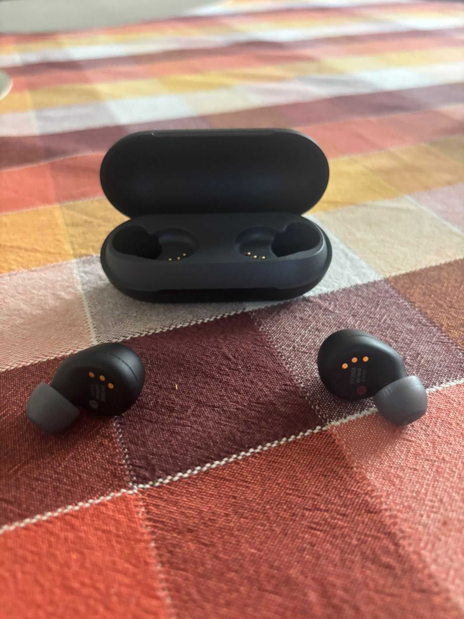 Headphones Sony WF-C700N