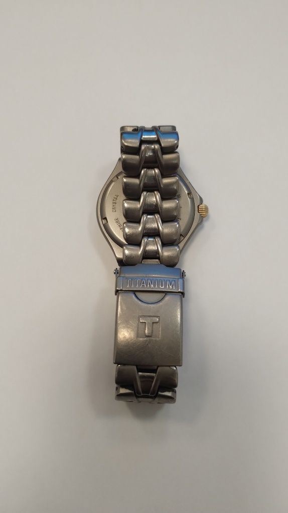 Годинник Tissot Titanium