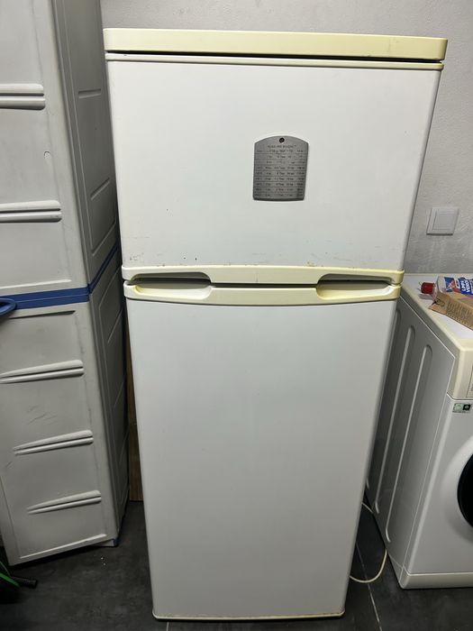 Frigorífico Usado – Bom Estado e a Funcionar