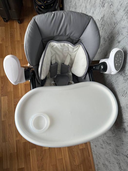 Стілець для годування 3 в 1 , гойдалка , шезлонг ( Майже Новий )