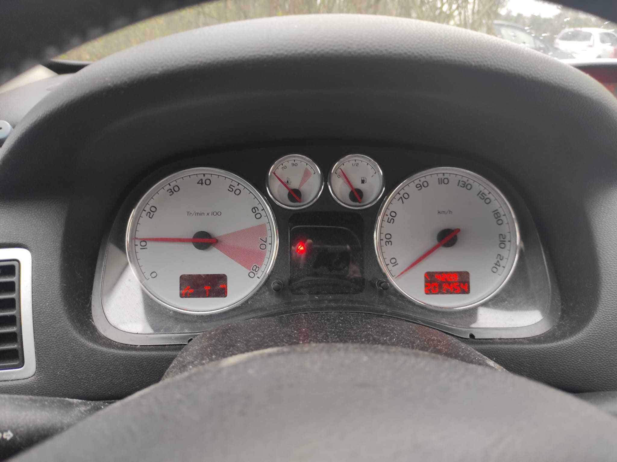 Peugeot 307cc benyzna+gaz