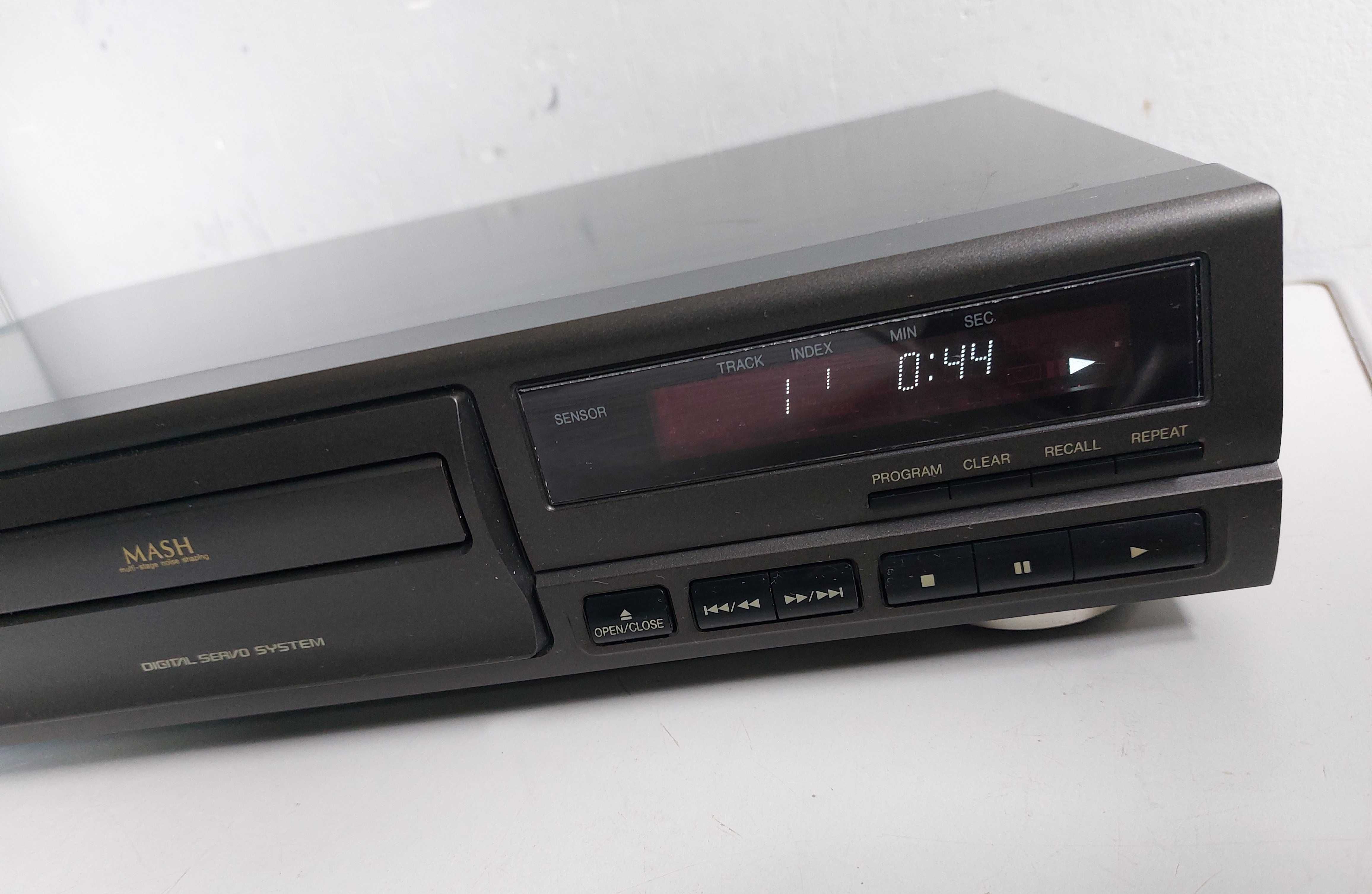 Odtwarzacz CD technics sl-pg480a