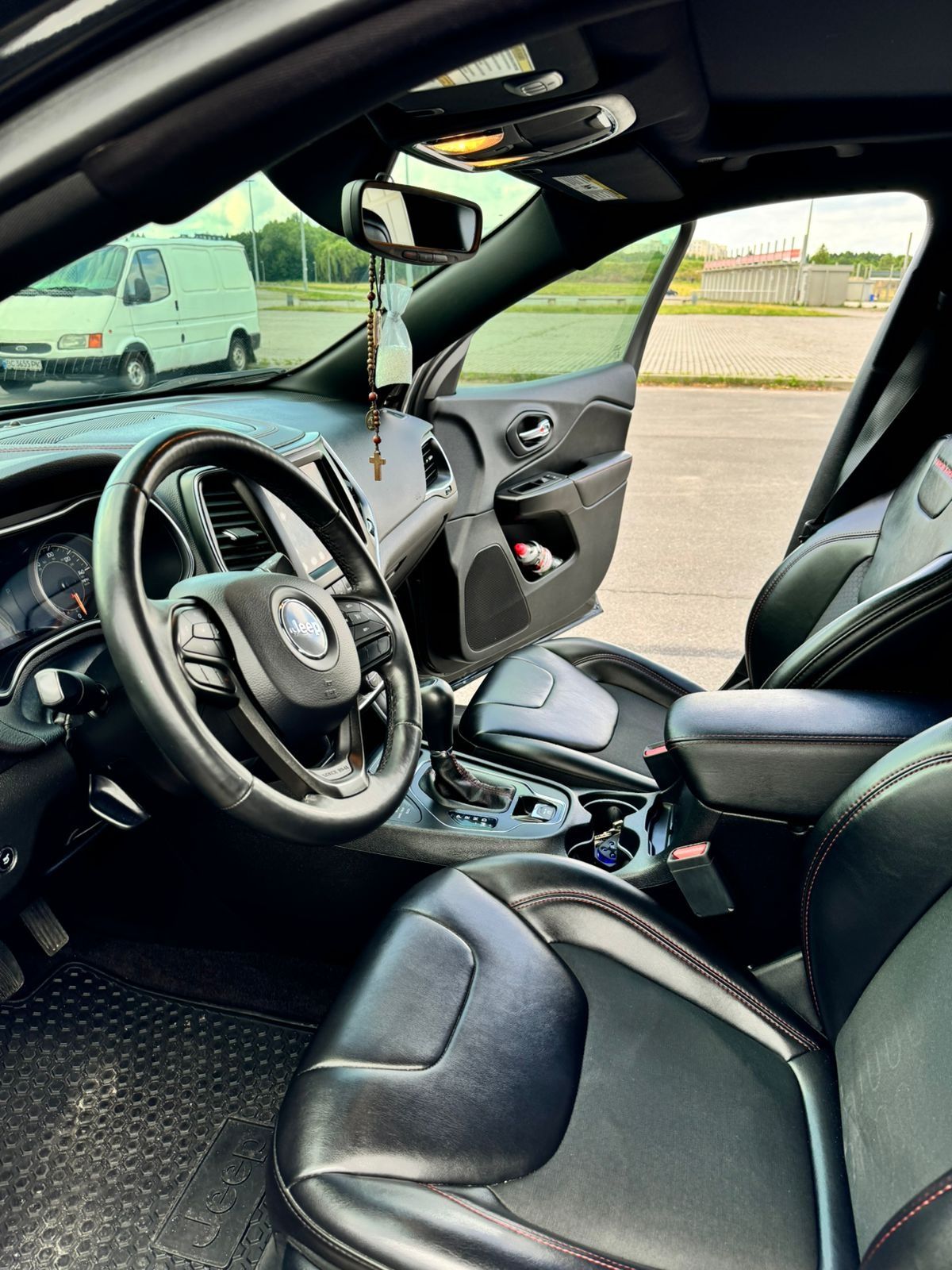 Jeep Cherokke Traihawk 4x4 2.0 turbo 272 к.с.