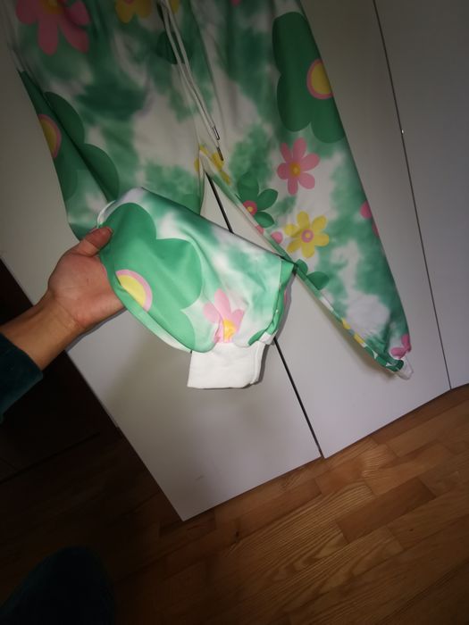Dres damski kwiaty zielone premium zdobienia uniwersalny
