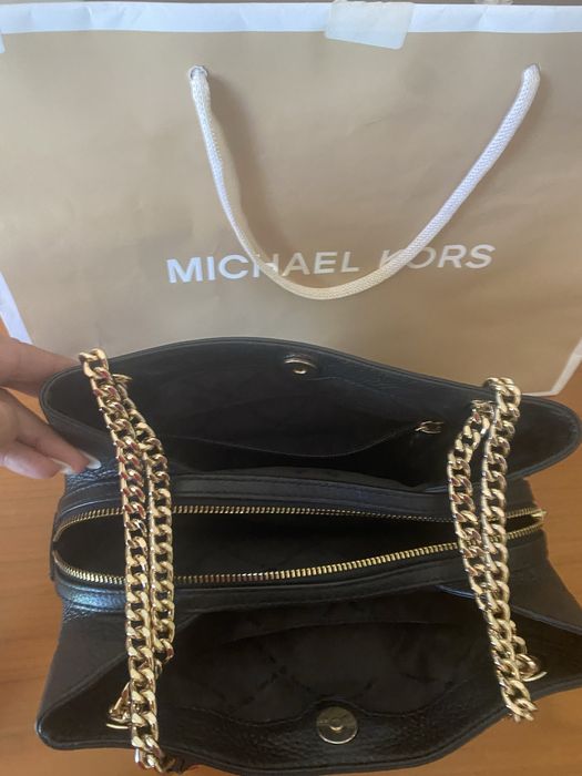 Bolsa Preta em pele Michael Kors (original)