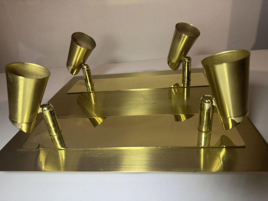 Lampa sufitowa plafon żyrandol na 4 żarówki GU10 złoty