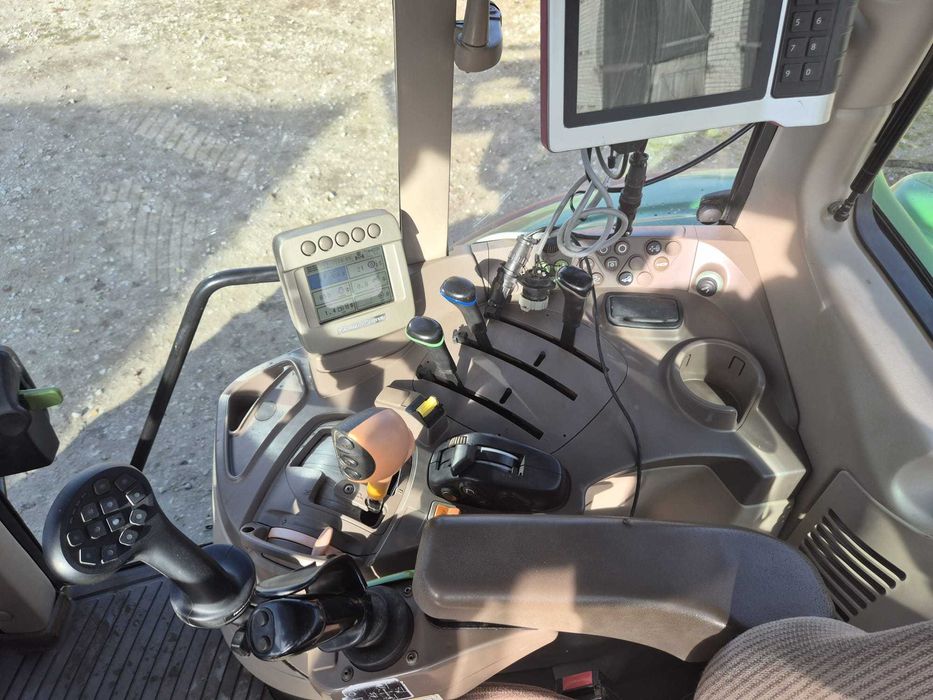 John deere  6330 Premium z ładowaczem