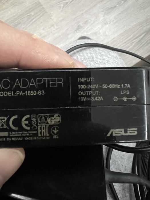 Зарядка для ноутбука Lenovo/Asus, оригинал