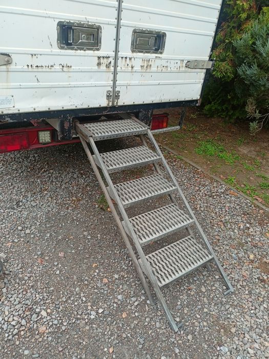 Drabinka, Stopnie, Kontener, Podest