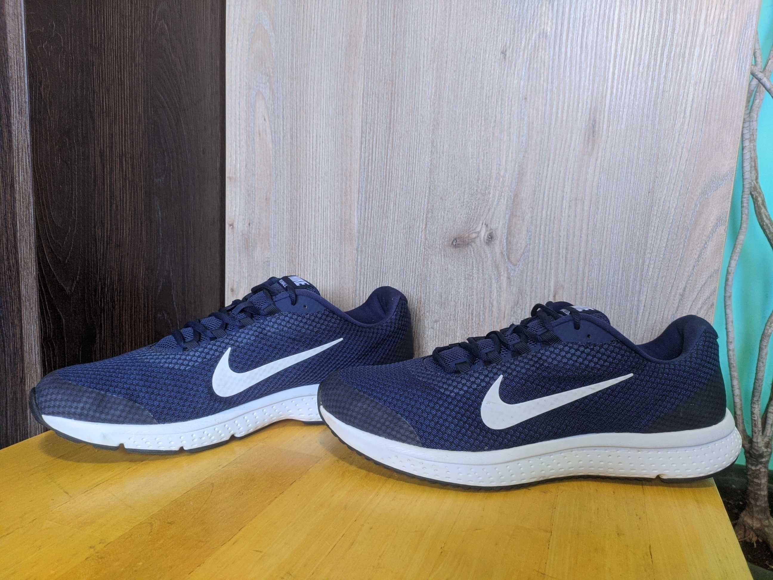 Кроссовки беговые Nike Runallday