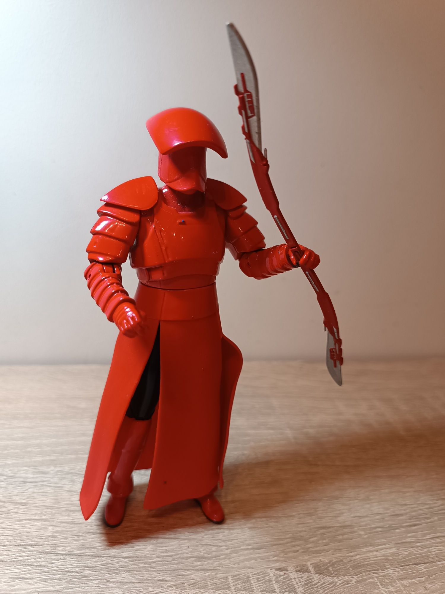 Figurka Star Wars Elite Collection - Elite Praetorian Guard  Disney 6'