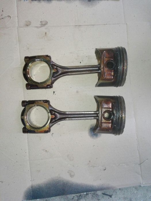 Tloki z korbowodami 2.0 16v 143km g4gc Hyundai/Kia