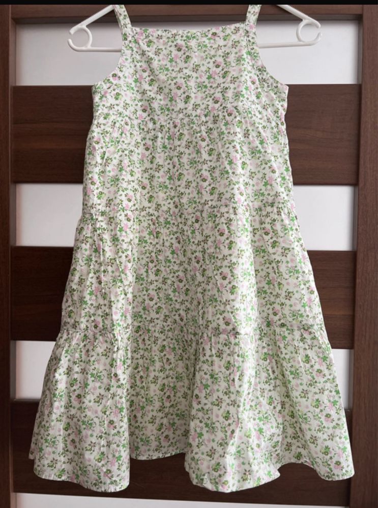 H&M sukienka dla dziewczynki 128
