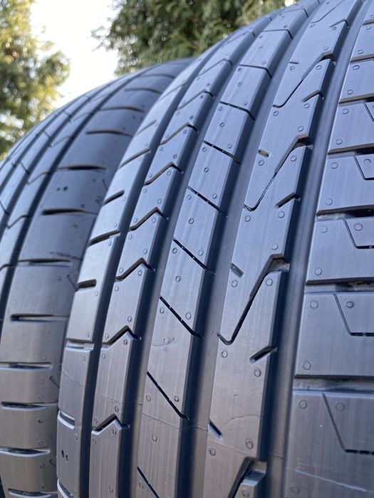 215/65/17 Sprzedam komplet opon Hankook