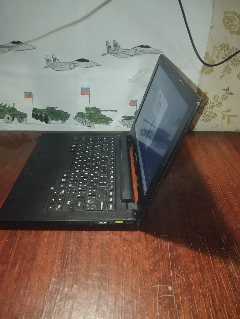 Продам ноутбук Lenovo s20-30