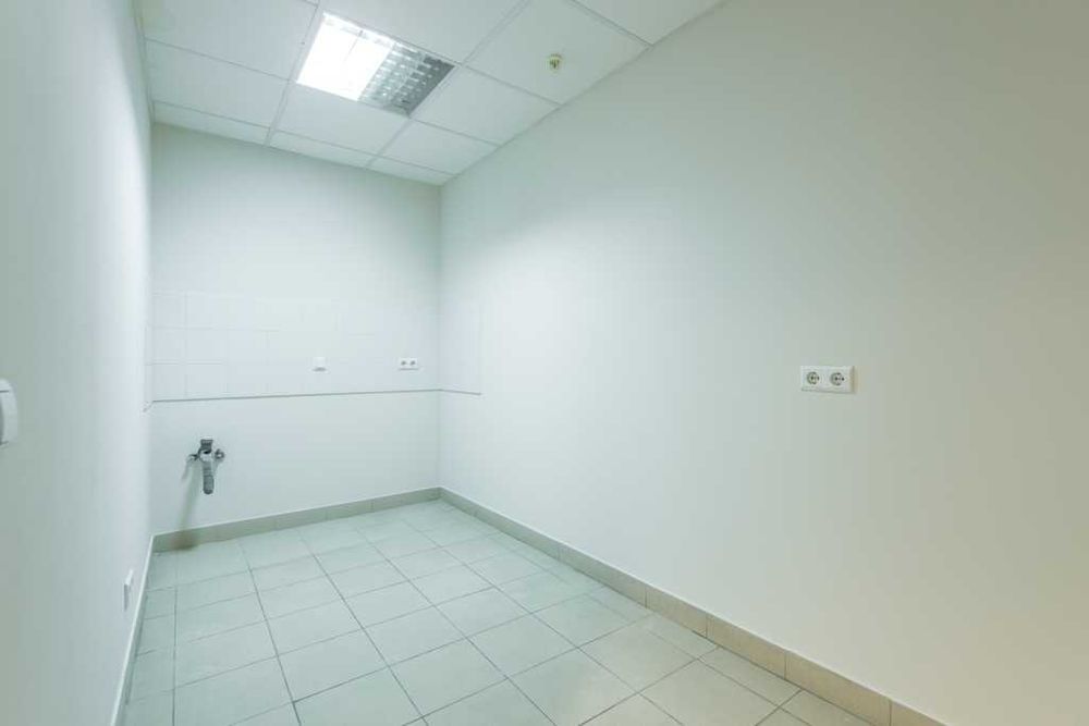 Оренда 180 м  на  1 поверсі  офісного центру INOX