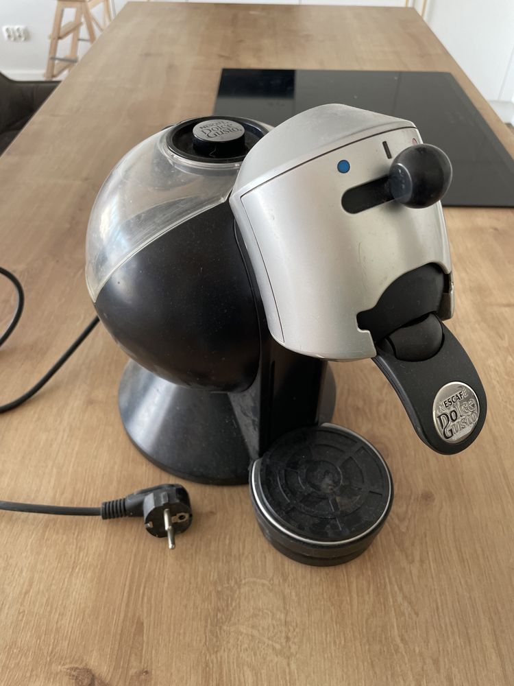 Ekspres kapsułkowy nescafe dolce gusto
