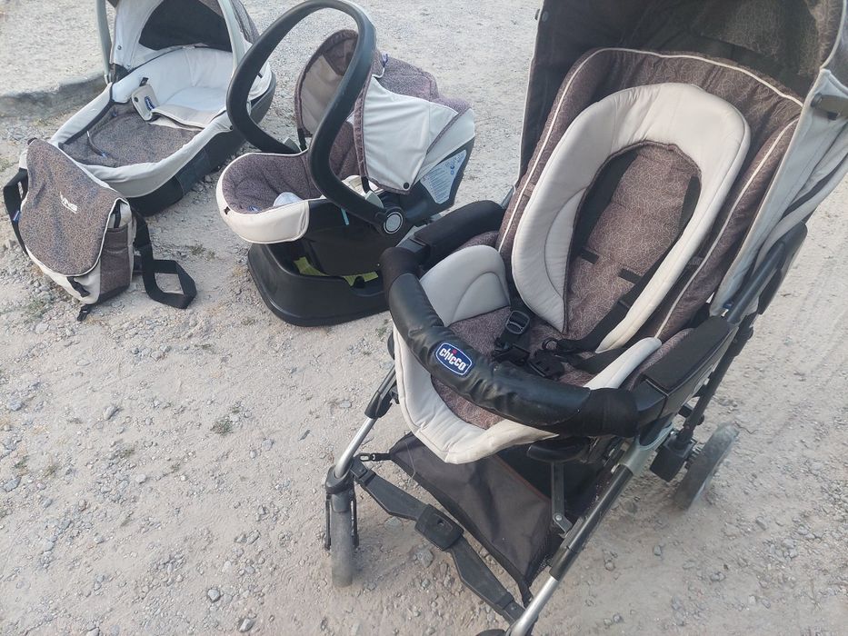 Trio de bebé Chico linving