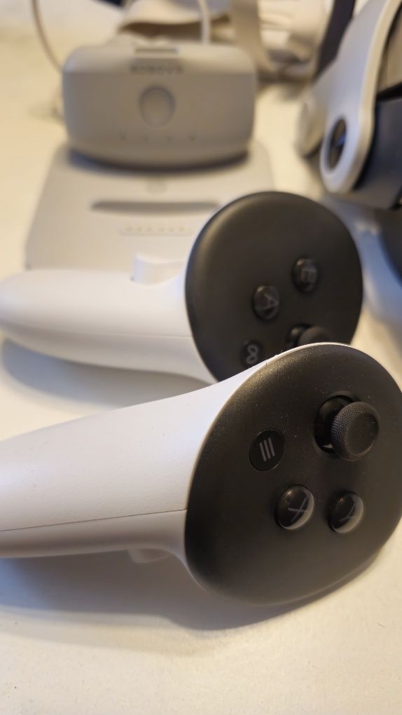 Gogle VR OCULUS Meta Quest 3 512GB z Paskiem Odciążający BoboVr M3 Pro