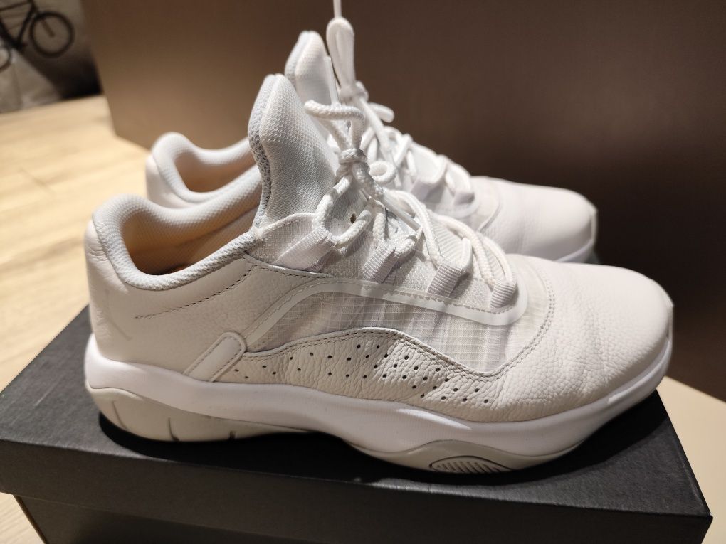 Buty Jordan 11 cmft low
