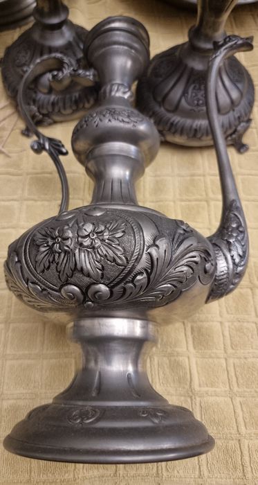 Várias peças estanho puro 95% a 99%