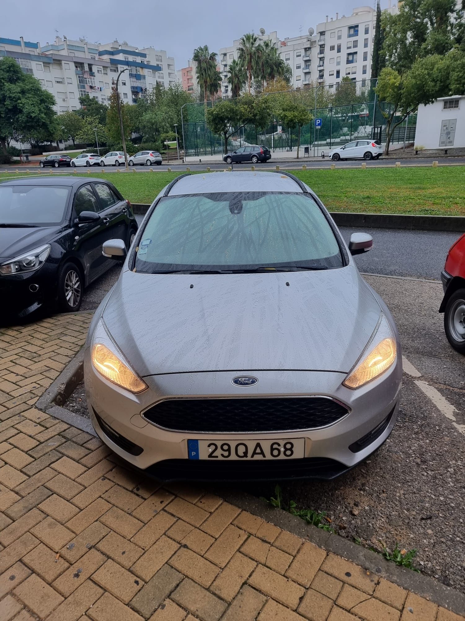 Ford Focus 1.5 TDCi 120cv 2015 - Nacional, económico e fiável!